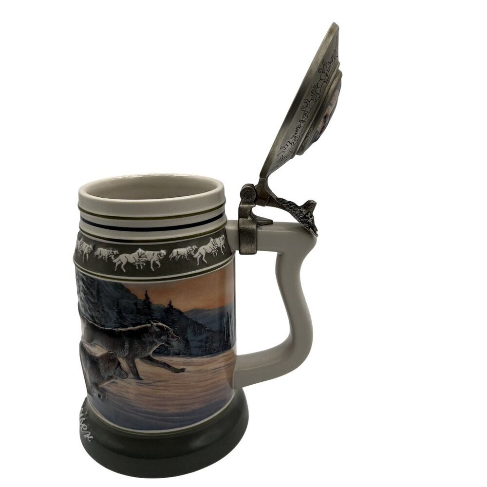 VTG Budweiser 2000 3D Mug The Wolf Pack Series Run For The Moment Stein CS471 - Picture 5 of 16